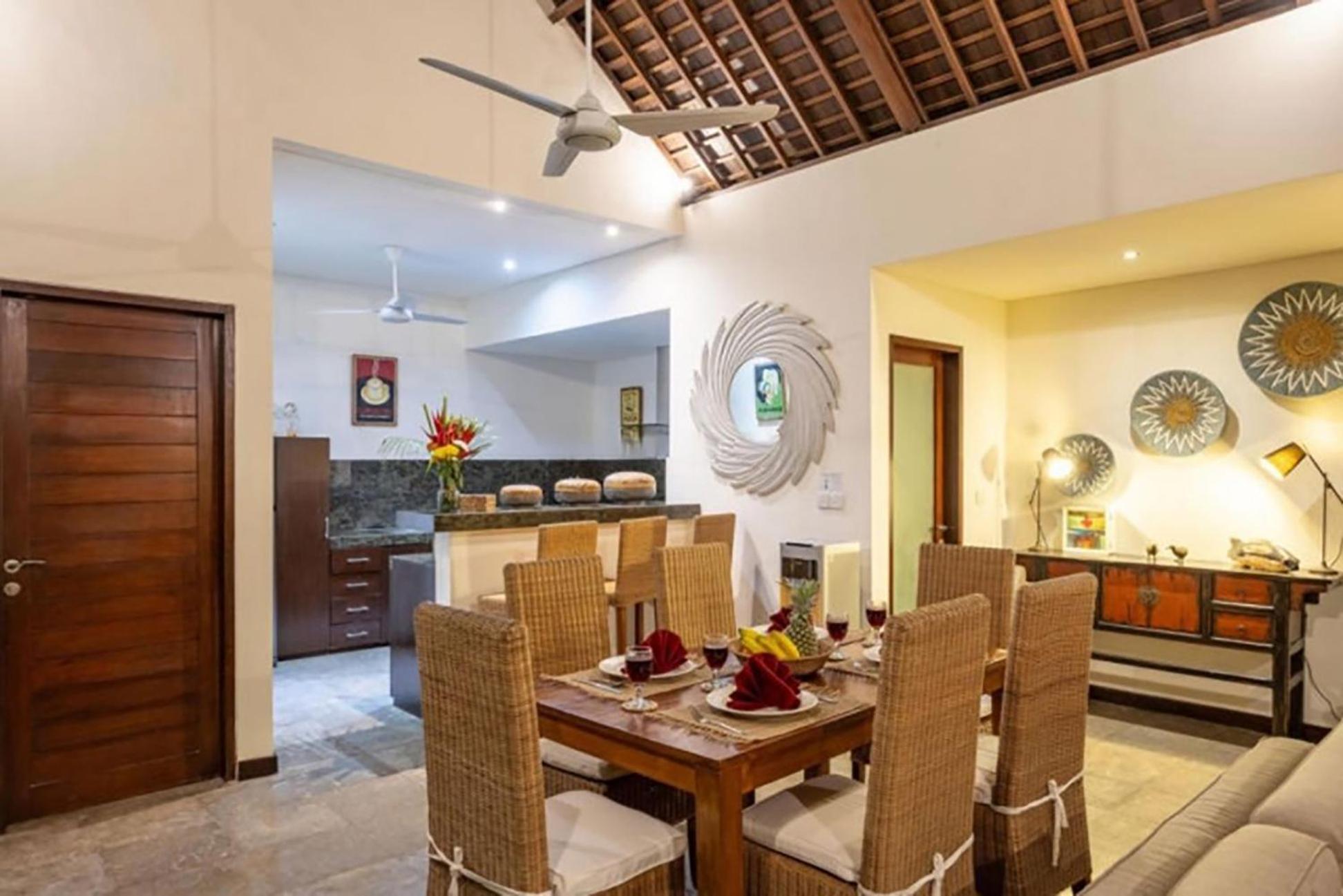 Villa Tiga Mangga By Optimum Bali Villas 세미냑 외부 사진