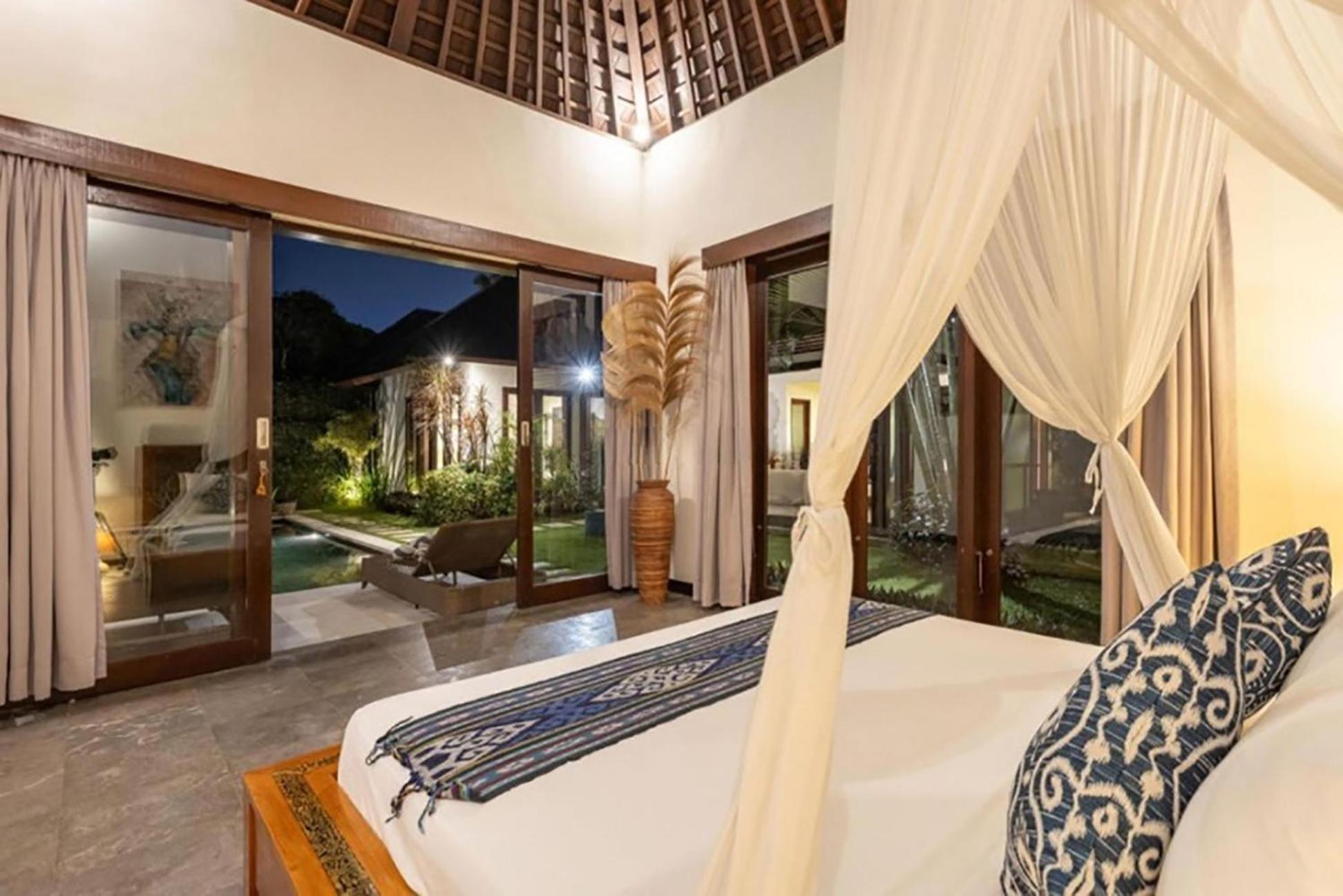 Villa Tiga Mangga By Optimum Bali Villas 세미냑 외부 사진