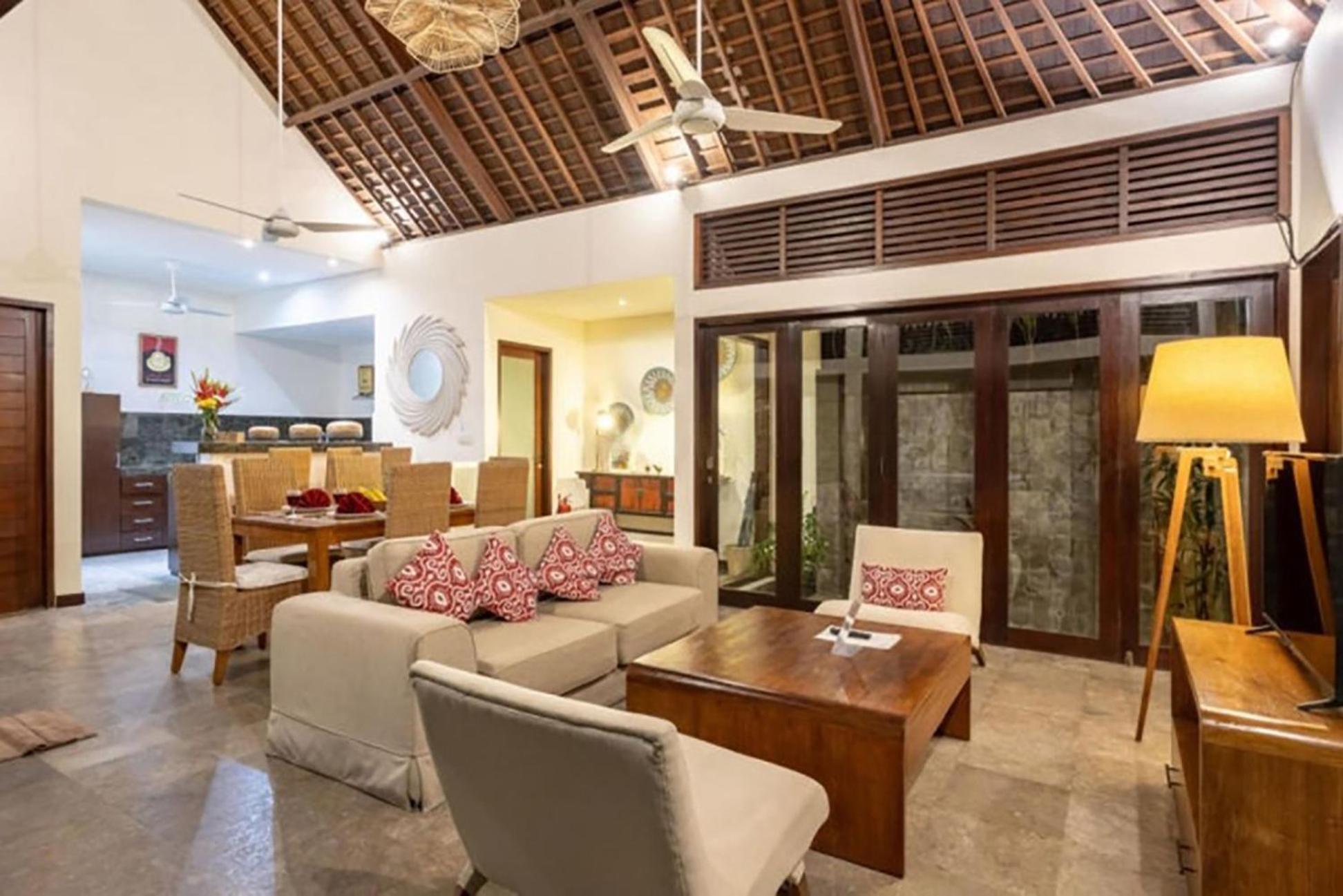 Villa Tiga Mangga By Optimum Bali Villas 세미냑 외부 사진